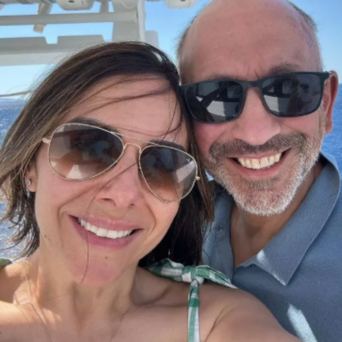 “Una volta al mese sentivo odore caramello, non pensavo fosse il sintomo di qualcosa di così grave”: la storia di Costas Fantis, colpito da un tumore al cervello