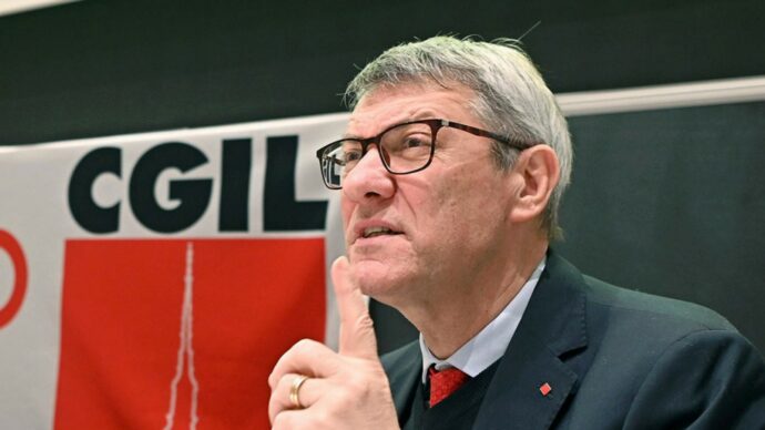 Landini: “La flat tax per i giovani proposta da Giorgetti? Credo che sia una presa per il c…”