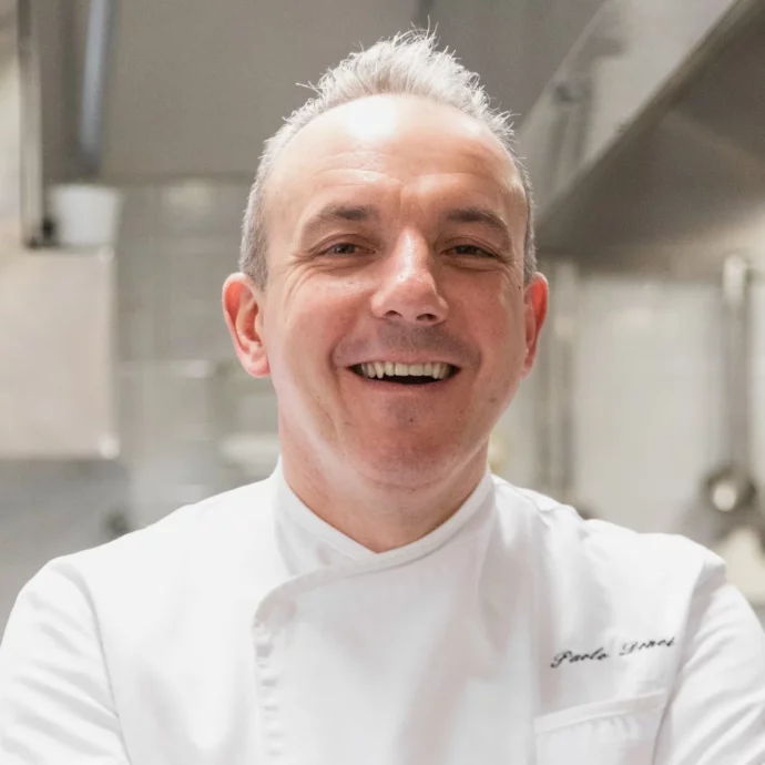 “Nel mio ristorante stellato un menù da sei portate a 20 euro, e se non ti piace puoi chiedere una carbonara”: la stoccata dello chef Paolo Donei