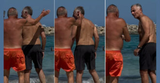 Copertina di Si avvicina e tira uno schiaffo sulla nuca a Paolo Bonolis sul bagnasciuga a Formentera: la sua reazione è virale, ecco cosa è successo