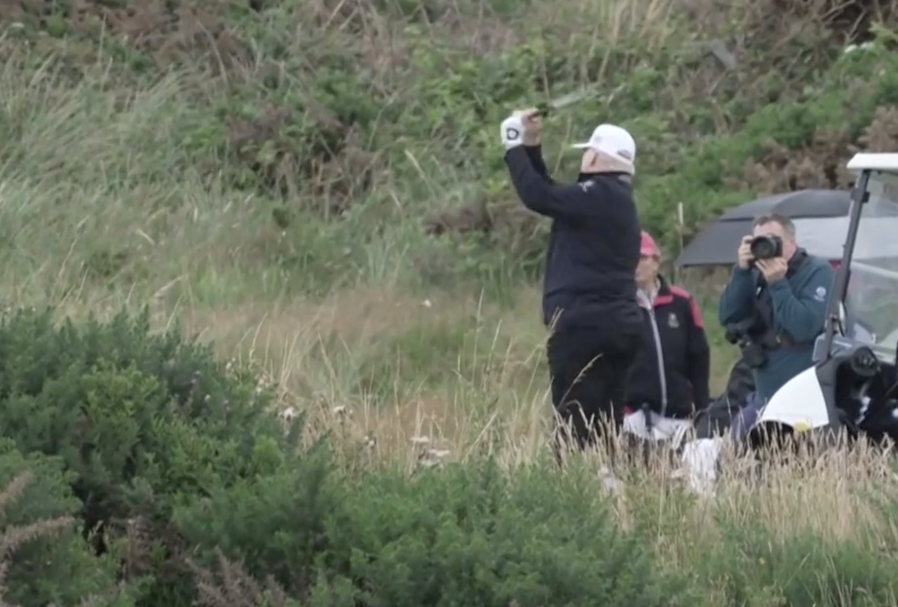 trump in scozia gioca a golf in attesa degli incontri ufficiali con von der leyen e starmer
