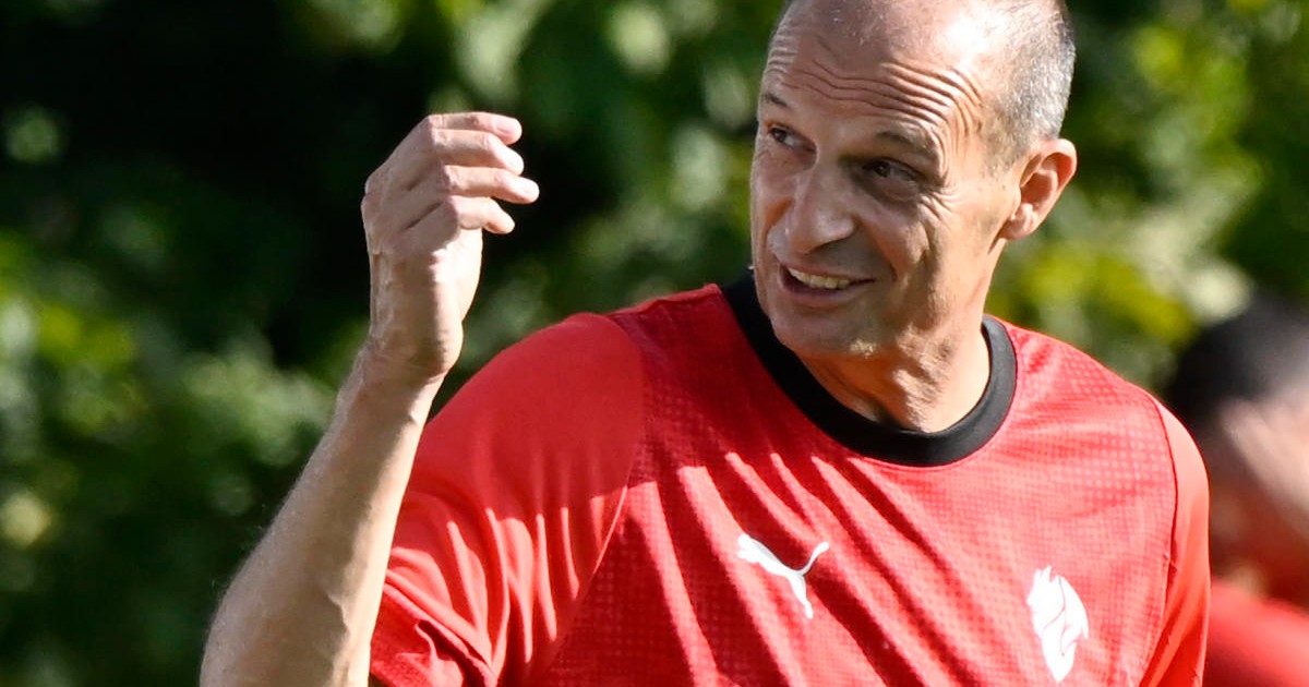 Il Milan batte il Liverpool, Allegri già sorride: “Leao ha qualità straordinarie. Dopo 20 giorni di lavoro ho visto una cosa bella e importante”