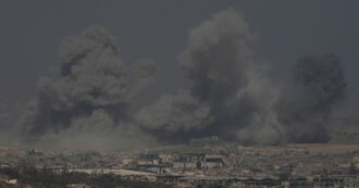Copertina di Campane e sirene per Gaza: protesta in tutta Italia per rompere il muro di silenzio sul massacro del popolo palestinese