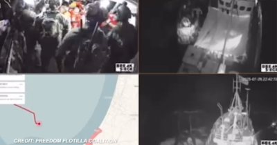 Copertina di Freedom Flotilla bloccata da Israele, il momento in cui i soldati dell’Idf salgono a bordo della nave Handala