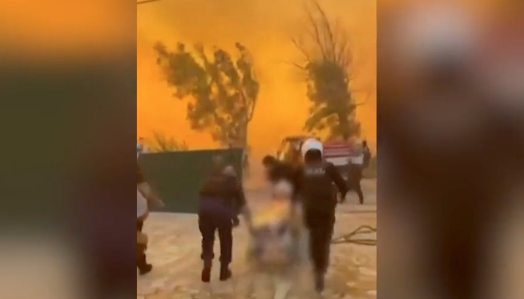Incendi in Grecia, evacuate le abitazioni delle località a nord di Atene Incendi in Grecia, evacuate le abitazioni delle località a nord di Atene