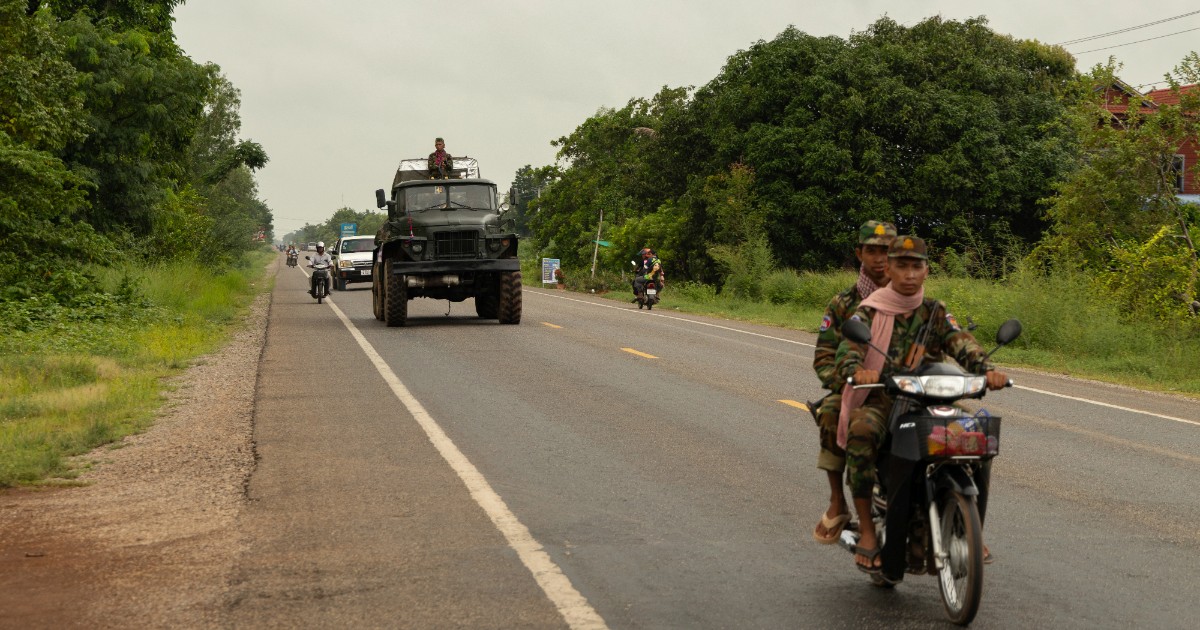 in malesia i colloqui di pace tra i leader di thailandia e cambogia ancora scontri al confine