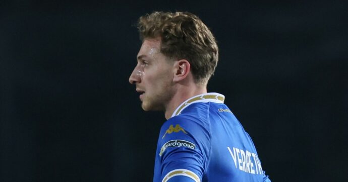 Bari, è morto il figlio del centrocampista Mathias Verreth: annullato il ritiro