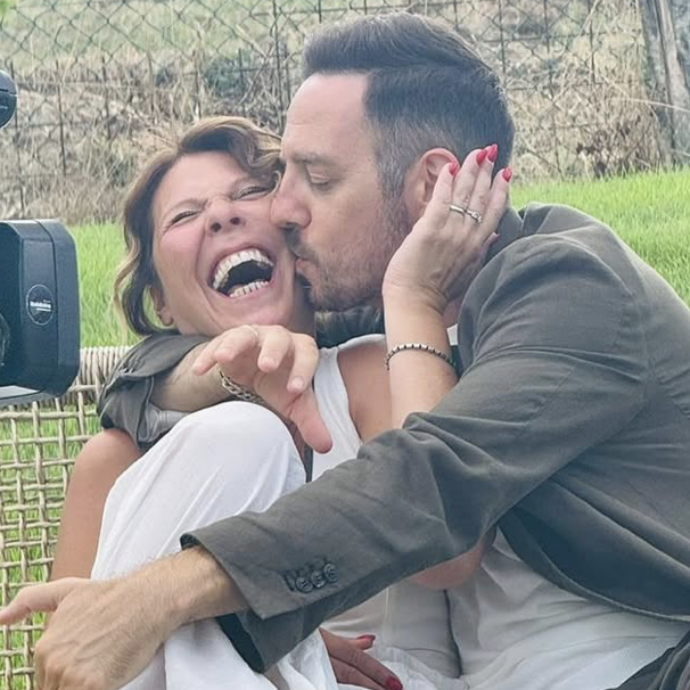 Luna Berlusconi (nipote di Silvio) ha sposato lo chef Vittorio Vaccaro: “Non servivano grandi palchi, luci o platee. Ci bastava quello che conta davvero”