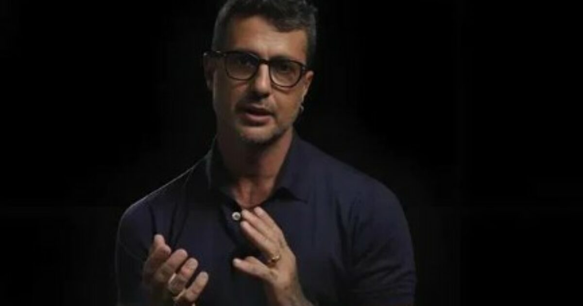 Fabrizio Corona: “Federico Monzino e Martina Ceretti, come mi ha riferito la polizia, hanno contattato Raoul Bova per chiedergli dei soldi”