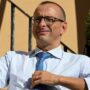 Copertina di Affidopoli a Pesaro, la legale dell’ex fedelissimo di Ricci si dimette dopo l’intervista rilasciata dal suo assistito: “Ha parlato troppo”