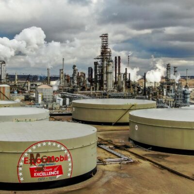 Copertina di L’Europa sarà una colonia americana per l’energia, le armi e i semiconduttori