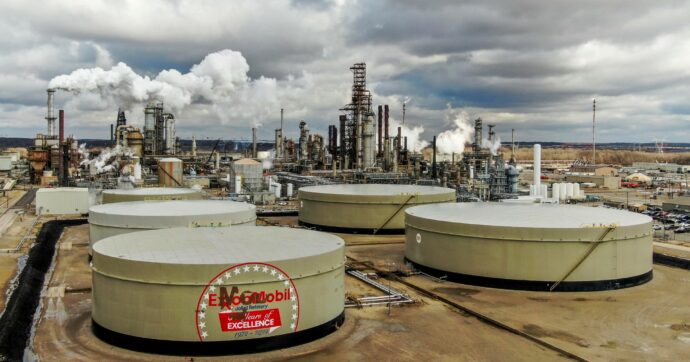 L’Europa sarà una colonia americana per l’energia, le armi e i semiconduttori