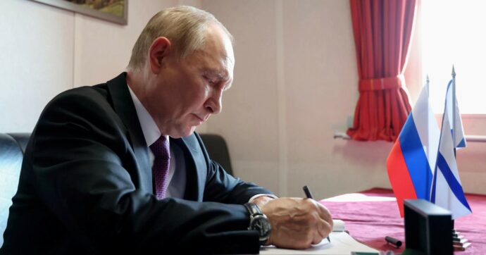 Lista. I Radicali mappano tutti gli “untori putiniani”