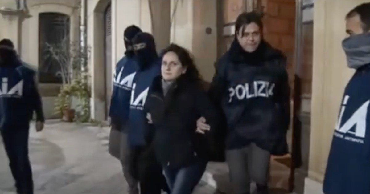 torna libera la sorella di matteo messina denaro gestiva il sistema di comunicazioni del boss