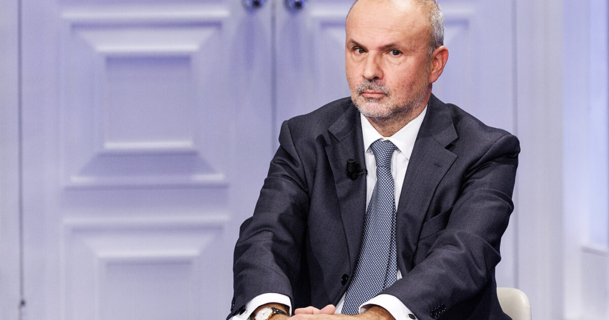 Non solo carrozzine elettriche, lo Stato non paga più neanche le scarpe ortopediche: “Per mio figlio con grave disabilità costano almeno 400 euro” Non solo carrozzine elettriche, lo Stato non paga più neanche le scarpe ortopediche: “Per mio figlio con grave disabilità costano almeno 400 euro”