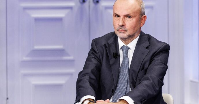 Copertina di Non solo carrozzine elettriche, lo Stato non paga più le scarpe ortopediche: “Per mio figlio con grave disabilità costano almeno 400 euro”
