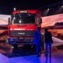 Copertina di Iveco, Elkann chiude la vendita: il settore militare a Leonardo, quello civile all’indiana Tata Motors