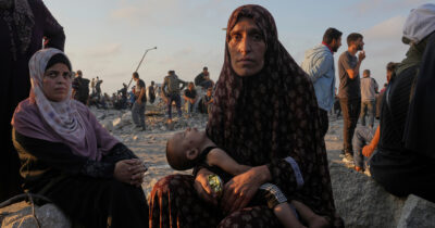 Copertina di Studiosi del genocidio: “Israele ne sta commettendo uno a Gaza”. Leggi la risoluzione dell’associazione