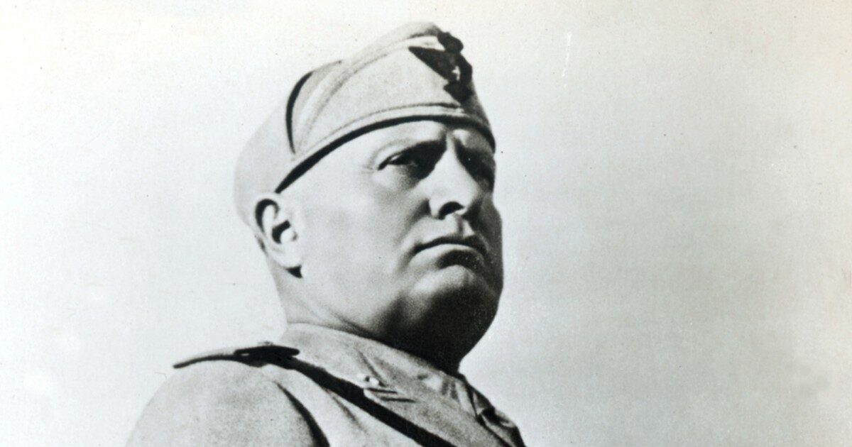 Il comune di Feltre ha revocato la cittadinanza onoraria a Mussolini: decisivo il voto di un consigliere di FdI Il comune di Feltre ha revocato la cittadinanza onoraria a Mussolini: decisivo il voto di un consigliere di FdI