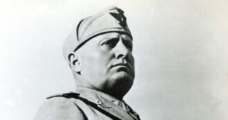 Copertina di Il comune di Feltre ha revocato la cittadinanza onoraria a Mussolini: decisivo il voto di un consigliere di FdI