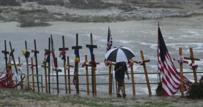 Copertina di L’alluvione in Texas che ha travolto un campeggio ricorda da vicino i fatti di Soverato