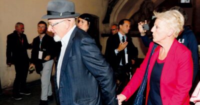 Copertina di Condannato Dagostino per false fatture coi genitori di Renzi (che sono assolti…)