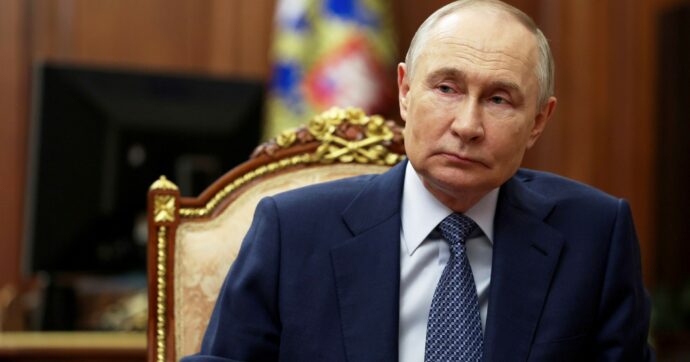 Putin sfida Trump: “Abbiamo preso nota”. E lancia i droni da veicoli prodotti in Usa