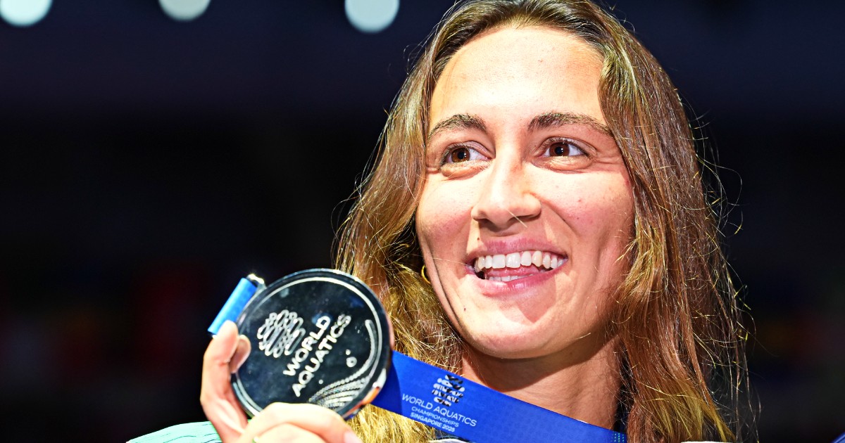 Stessa medaglia ma umori opposti, Quadarella: “Non me l’aspettavo, inseguivo questo record da tempo”. Ceccon: “Sono rimasto sorpreso”