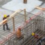 Copertina di L’economia italiana in calo (in attesa dei dazi): il Pil è diminuito dello 0,1% nel secondo trimestre