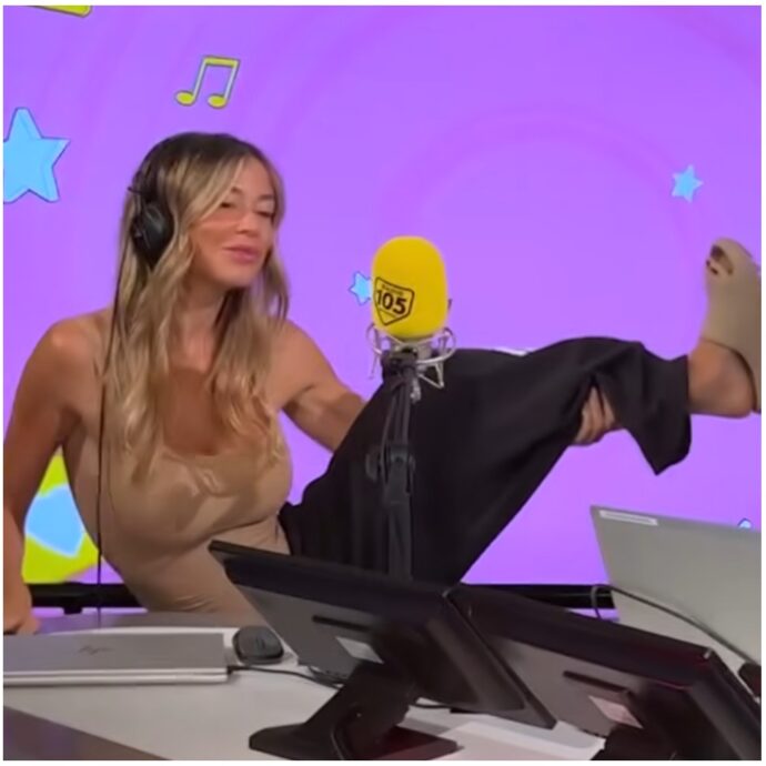 “Non mi giudicate, sono comoda. Vengo a lavorare nature”: Diletta Leotta va in radio struccata e in ciabatte e sui social scoppia la polemica