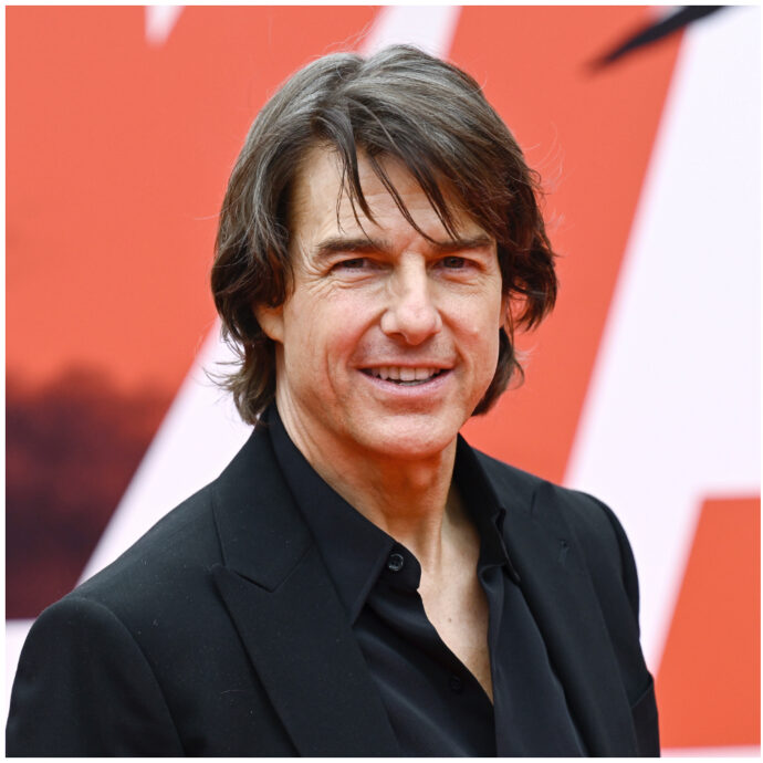 Tom Cruise ha un nuovo amore: “pizzicato” dai fotografi mano nella mano con l’attrice Ana de Armas