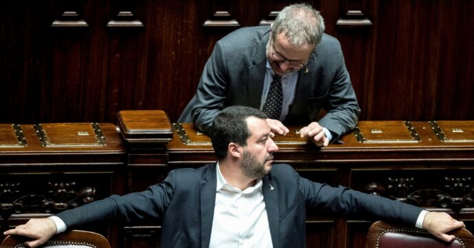 Prestiti per armi, la Lega si spacca: “Pessima idea”