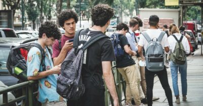 Copertina di Scuola, 6 in condotta esame di riparazione