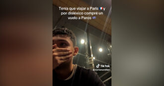 Copertina di Vuole andare a Parigi ma sbaglia a digitare e compra un biglietto aereo per Paros: l’errore diventa virale