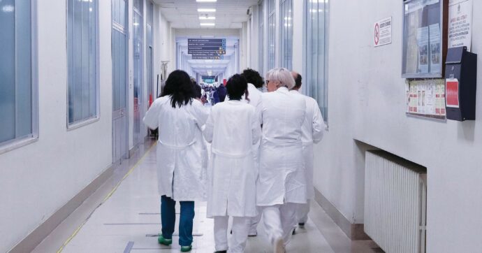 Stop alle assunzioni di medici ‘gettonisti’