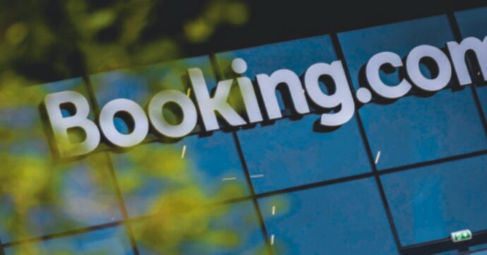 Sciopero a Booking: licenzia con ricavi in crescita