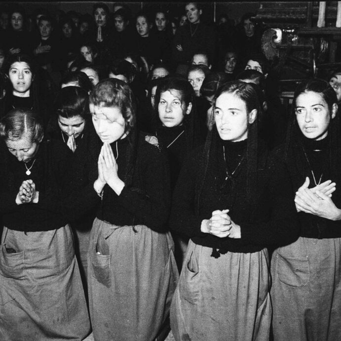 Spagna, le invisibili del caudillo. La “rieducazione” femminile sotto Franco