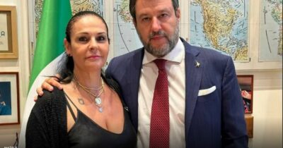 Copertina di Campania, si candida con la Lega la mamma di Giogiò: “Salvini mi ha detto che Napoli ha bisogno di me”