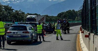 Copertina di Incidente sulla Torino-Bardonecchia: 88enne contromano in autostrada, muore la passeggera