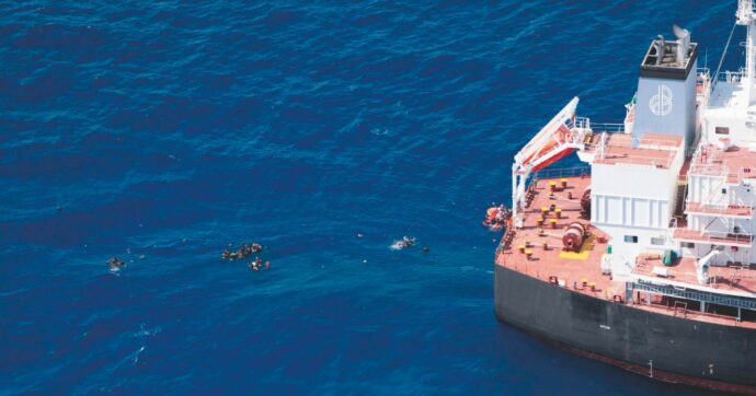 Sea Watch accusa Frontex: “Soccorsi arrivati in ritardo”