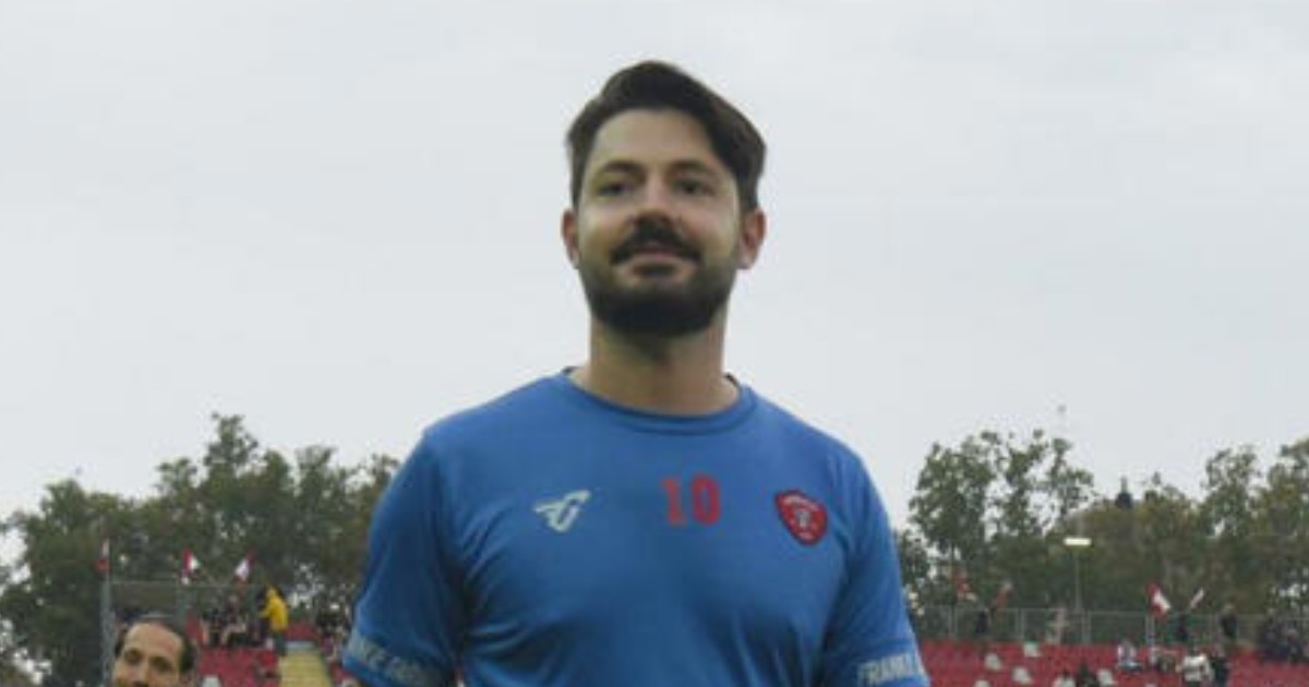 Il pilota si sente male durante un volo transatlantico: a bordo c’è il Perugia, il medico della squadra interviene in cabina ed evita il peggio Il pilota si sente male durante un volo transatlantico: a bordo c’è il Perugia, il medico della squadra interviene in cabina ed evita il peggio