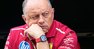 Copertina di La Ferrari conferma Vasseur: oltre i risultati deludenti e le polemiche, perché ha scelto la continuità