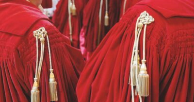 Copertina di Giustizia. “Io sono per la separazione  delle carriere”. “Noi no, ecco perché”