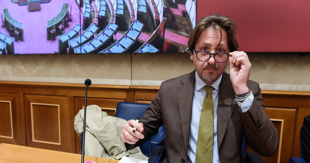 fratelli coltelli inchieste e veleni in sicilia ecco perch233 il deputato messina ha lasciato il partito di meloni