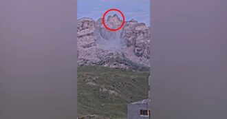 Copertina di Dolomiti di Brenta, un nuovo distacco di roccia dalla cima Falkner: il video in timelapse