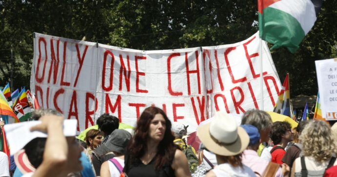 Il Comune di Cassinetta di Lugagnano contro la spesa militare: delibera unanime contro il riarmo