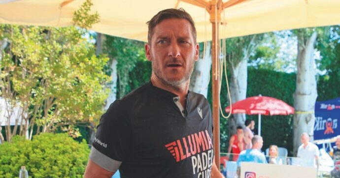 Roma contro Totti per un ripostiglio abusivo  Ritorna al Tar il caso della sanatoria negata