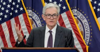 La Fed taglia i tassi di un quarto di punto ma il board si spacca. E Trump attacca di nuovo: “Troppo poco”