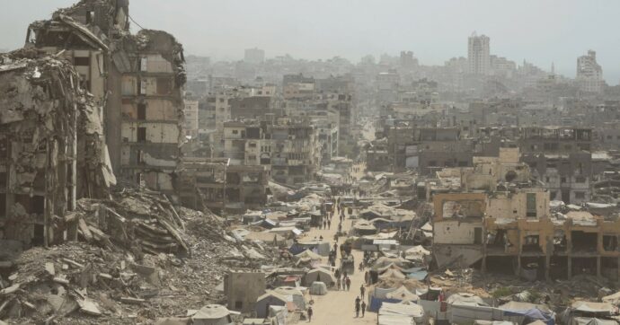 Gaza, esercito israeliano: “Operazioni finite”. Netanhyau rimanda l’offensiva definitiva