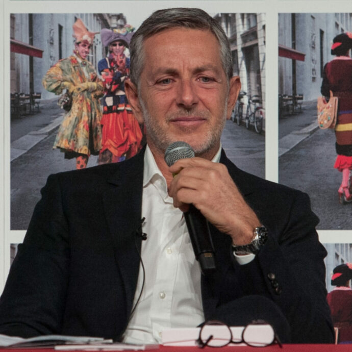 “Voglio lo stesso cognome di mia madre Mina”: Massimiliano Pani aggiungerà all’anagrafe Mazzini. Intanto l’artista sta preparando il nuovo album jazz